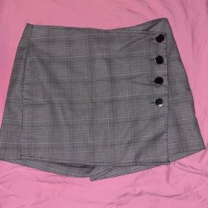 Houndstooth Print Skort